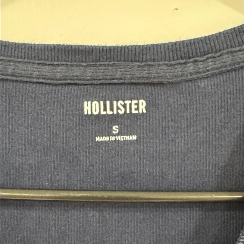 Y2K style Hollister Women's navy Blue Short Sleeve button Top